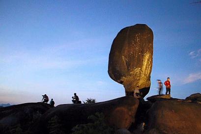 ชาวใต้ สุราษฎร์ธานี รู้หรือยัง ?   10 อันดับ ของแปลกของดีมีมากมายย!!  น่าเที่ยวม๊วกกกก